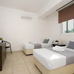 Neraida - 2bed Walk To Kalamies Apartment Protaras