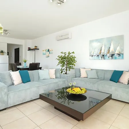 Апартаменты Neraida - 2bed Walk To Kalamies
