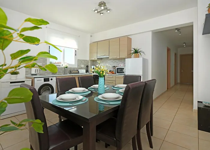 Neraida - 2bed Walk To Kalamies Appartement