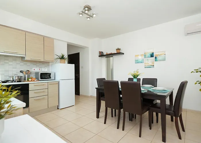 Neraida - 2bed Walk To Kalamies Appartement *